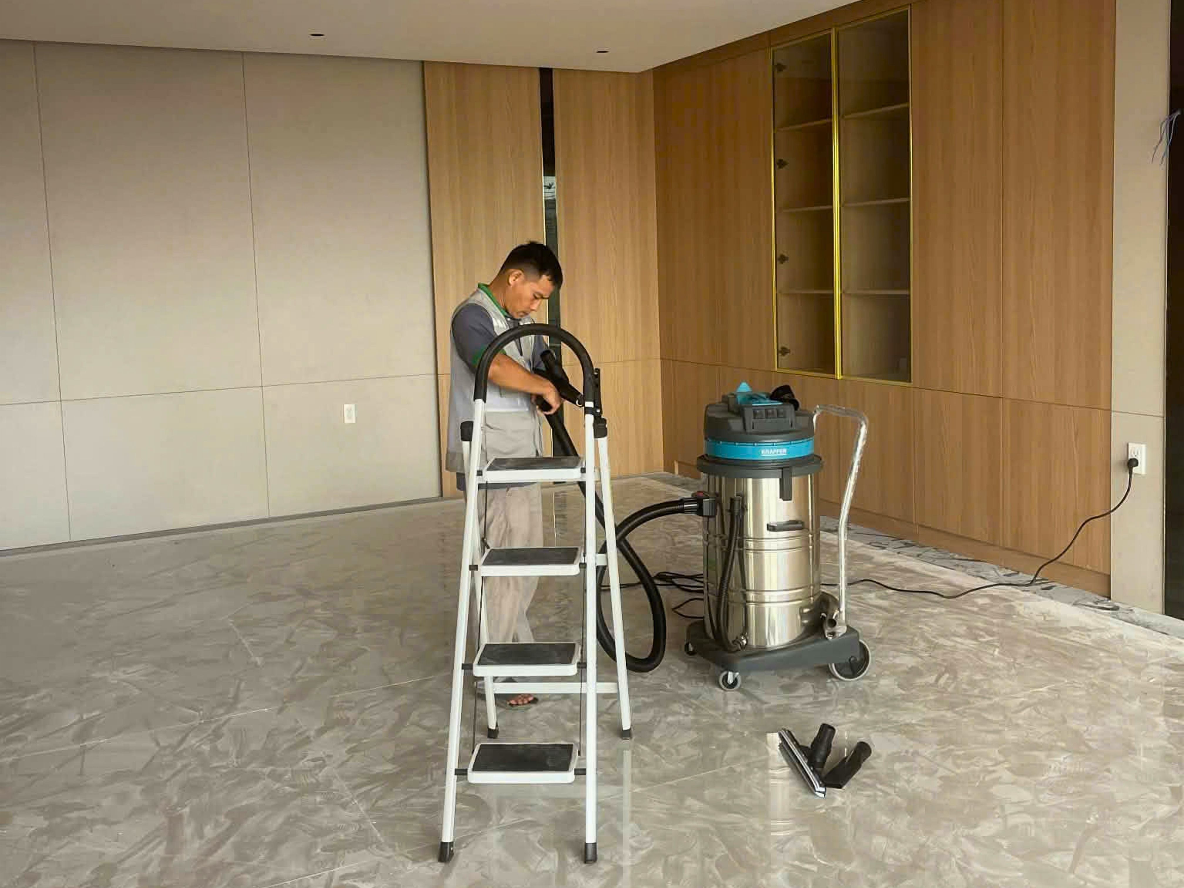 Vệ Sinh Theo Yêu Cầu